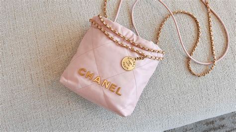 chanel pearl mini 22|Chanel 22 anatomy.